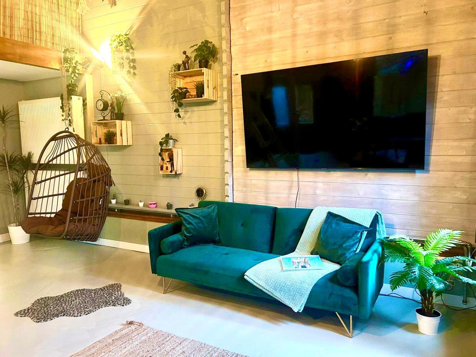 Jungle Style Lodge With Jacuzzi ,Sauna And Garden Near Amsterdam Vijfhuizen Exterior photo
